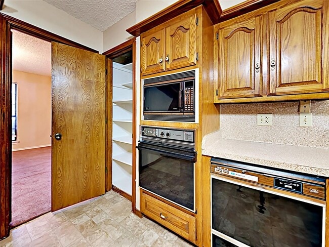 Building Photo - Property at Berridge