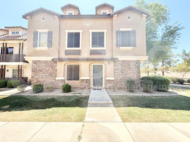 Foto del edificio - 4144 E Jasper Dr