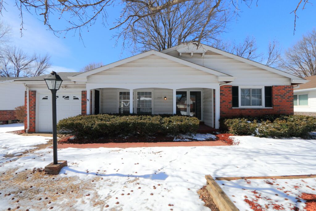 3425 Brookshire Dr, Florissant, MO 63033 House Rental in Florissant