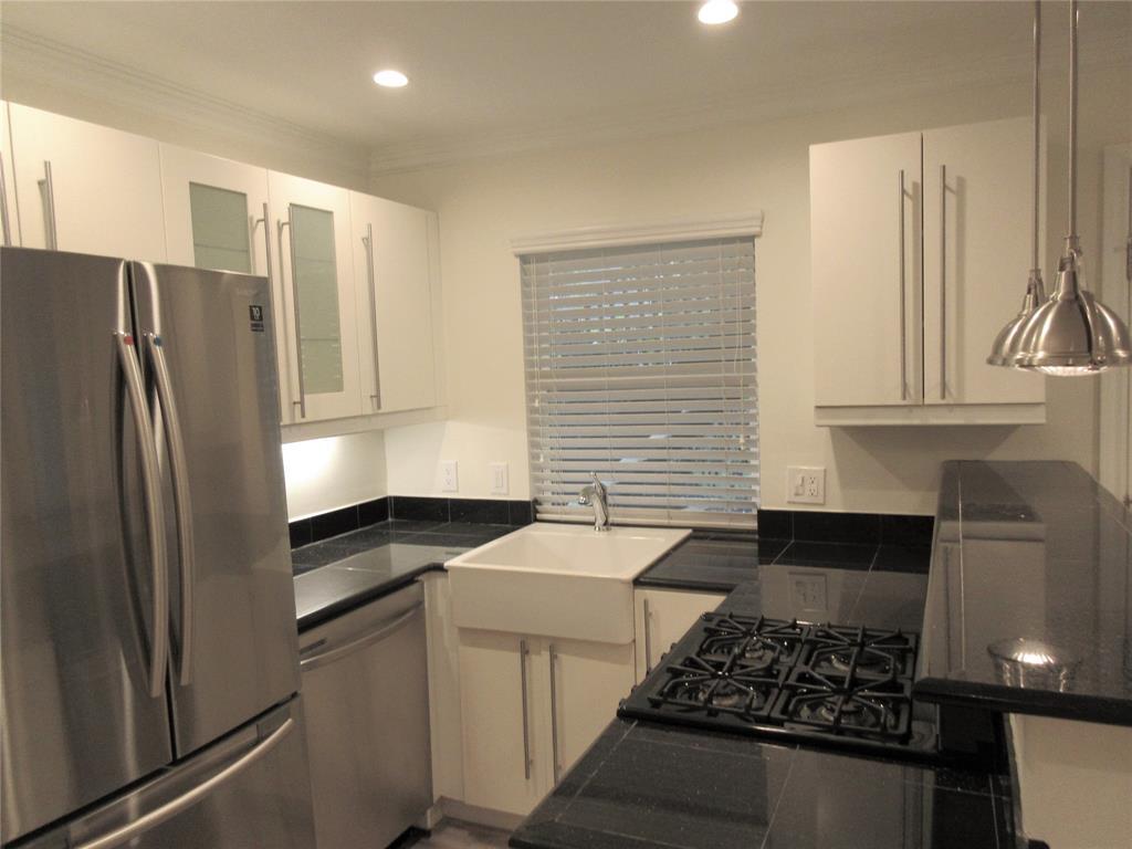 Foto principal - 100 W 12th St