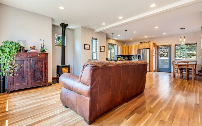 Foto del edificio - 19544 SW Century Dr