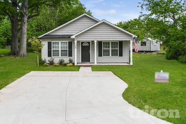 Foto del edificio - 708 Deaton St