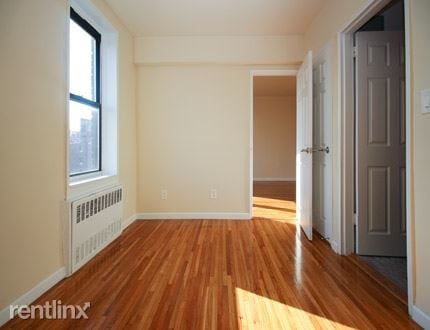 Building Photo - 8804 43rd Ave