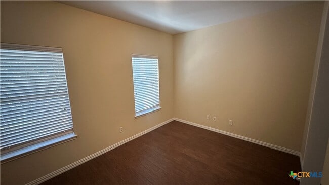 Foto del edificio - 834 Red Fern Dr
