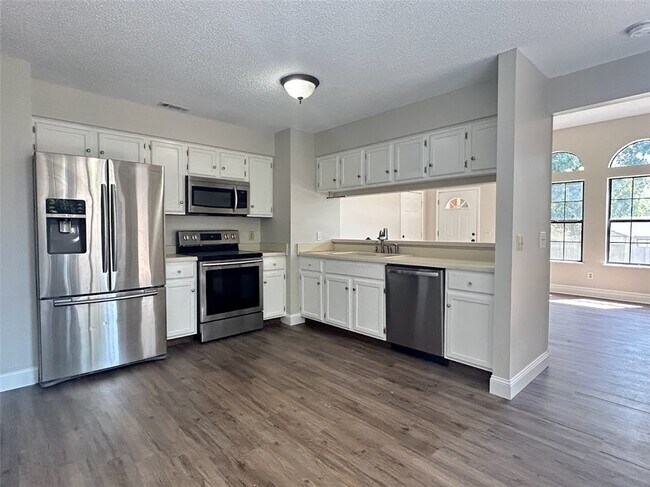 Foto del edificio - 4052 N Abington Ct