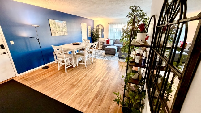 Foto del edificio - 1135 Glenville Dr