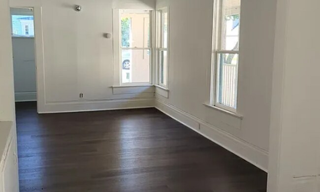 Foto del edificio - 317 Gladstone St
