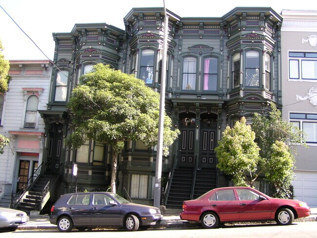 Building Photo - 613 Fell St