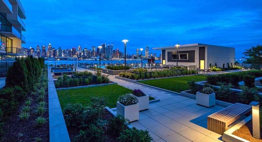 1000 Ave at Port Imperial Unit 833, Weehawken, NJ 07086