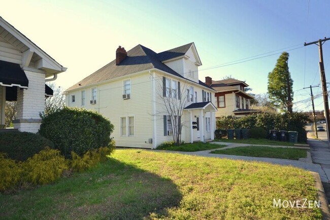 Foto del edificio - 130 Spring St SW