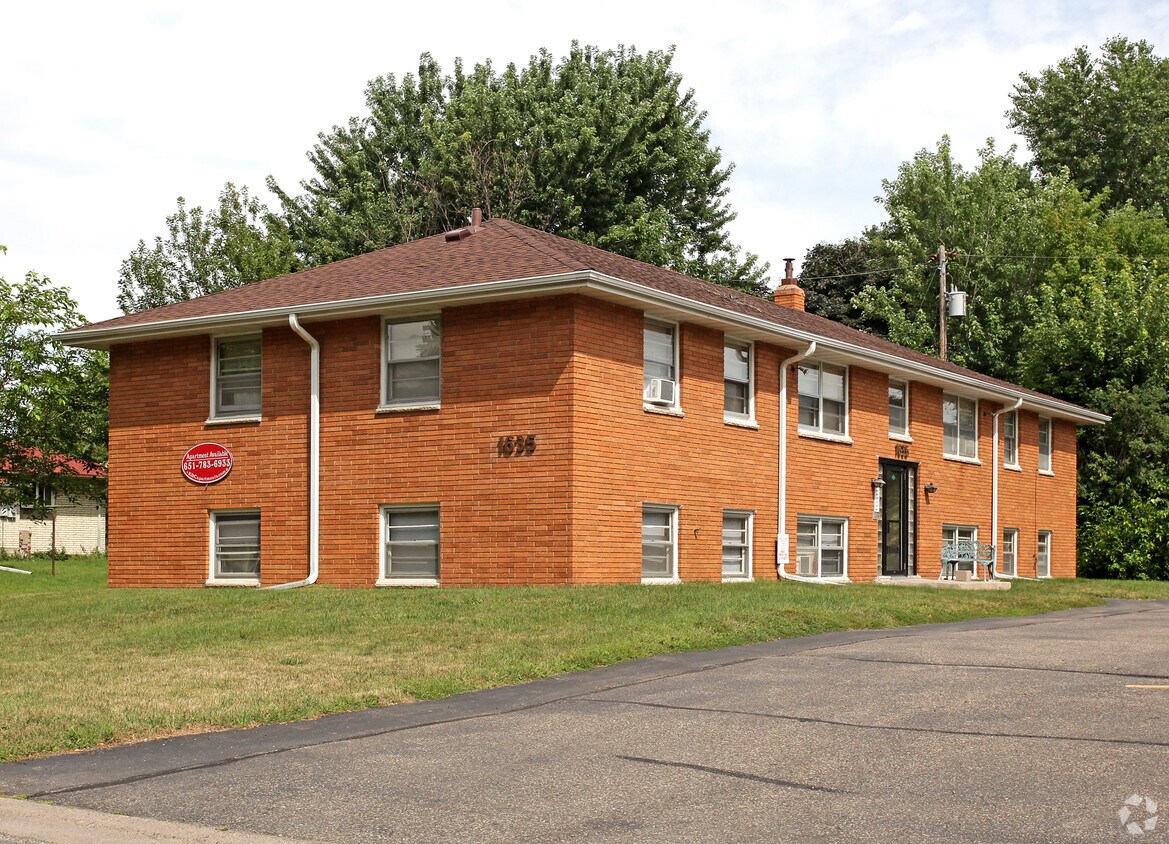 Primary Photo - 1635 Skillman Ave
