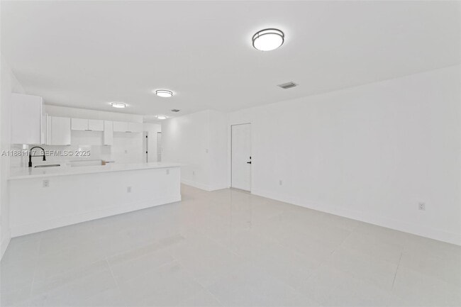 Building Photo - 1556 NW 68th Terrace