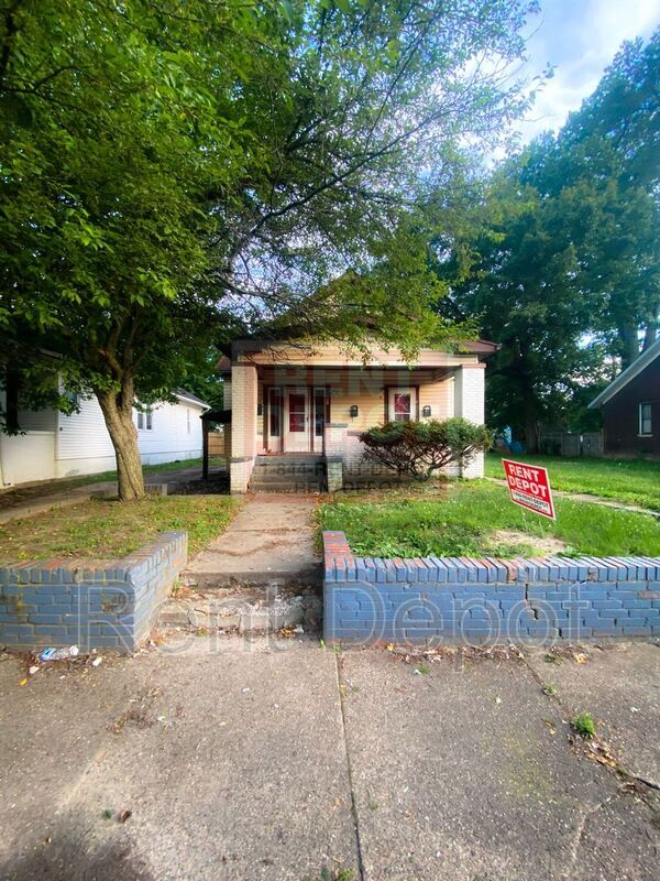 827 Jefferson Ave Unit APT C, Evansville, IN 47713 Condo for Rent in