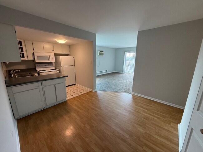 Foto del edificio - 1128 Des Plaines Ave