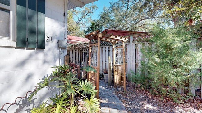 Building Photo - 21 Sanctuary Cove