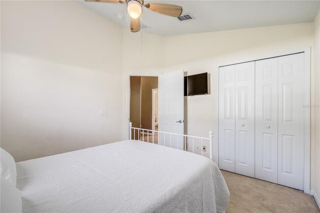 Foto del edificio - 4935 Fells Cove Ave