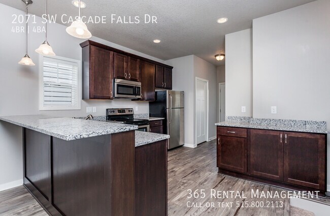 Foto del edificio - 2071 SW Cascade Falls Dr