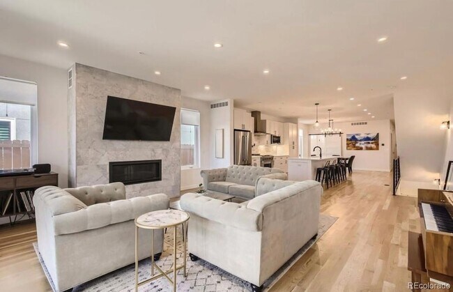 Foto del edificio - 5307 N Raleigh St