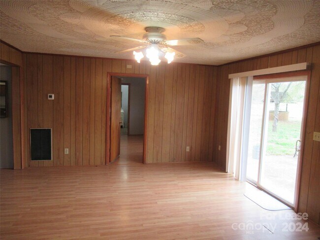 Building Photo - 2673 Rock Dam Rd