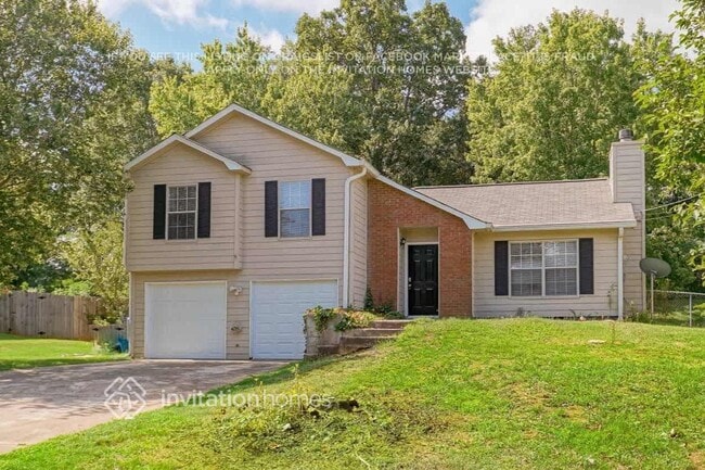 Building Photo - 221 River Birch Dr