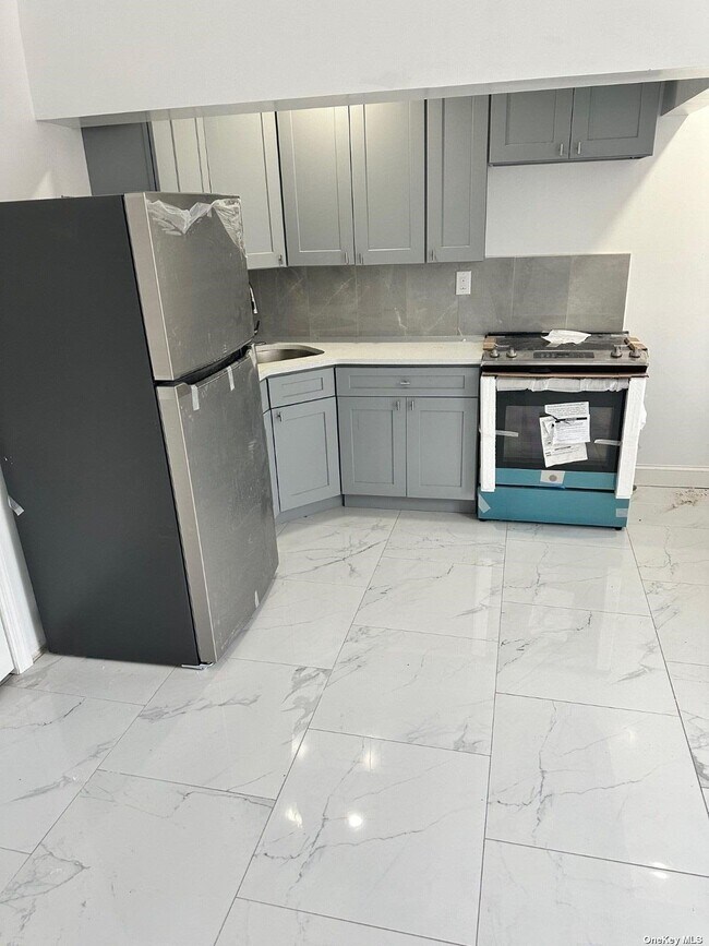 Foto del edificio - 647 Manida St