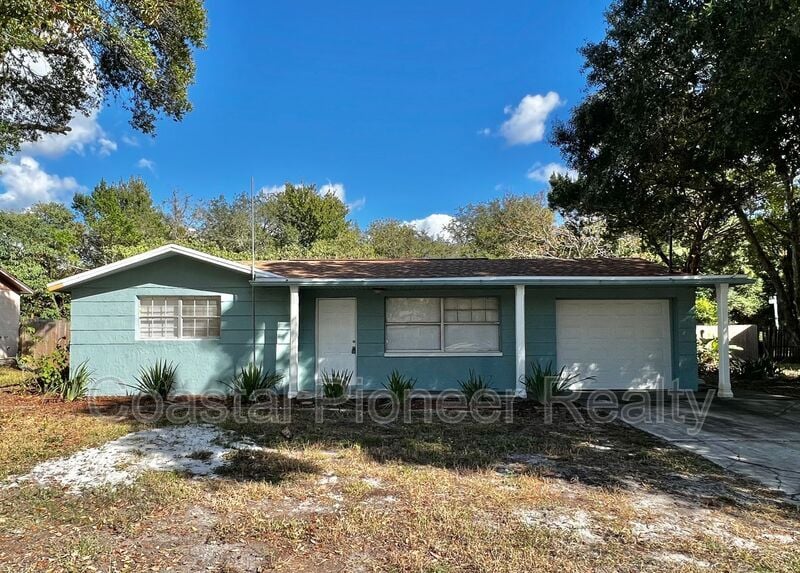 Primary Photo - 15114 Omaha St
