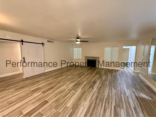 Building Photo - Gorgeous 3 Bed/3 Bath E Bakersfield Home w/ RBP & $0 Deposit Option