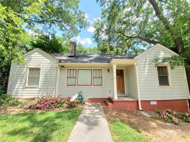 Foto del edificio - 2178 Ridgedale Rd NE