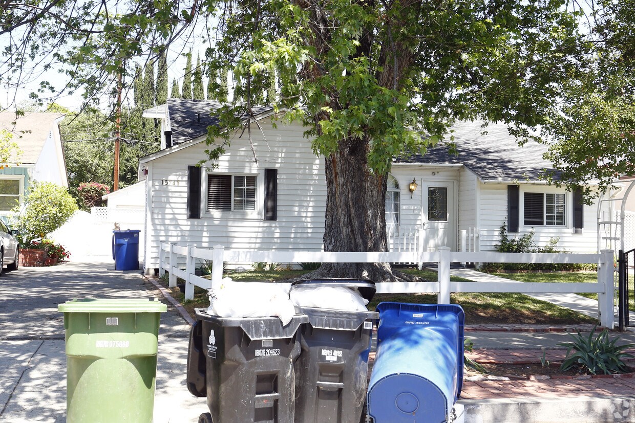 RCFE Apartments in Lake Balboa, CA