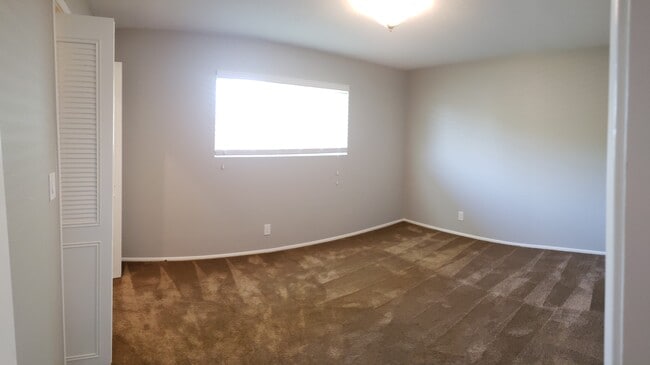 Building Photo - 1839 E Concorda Dr