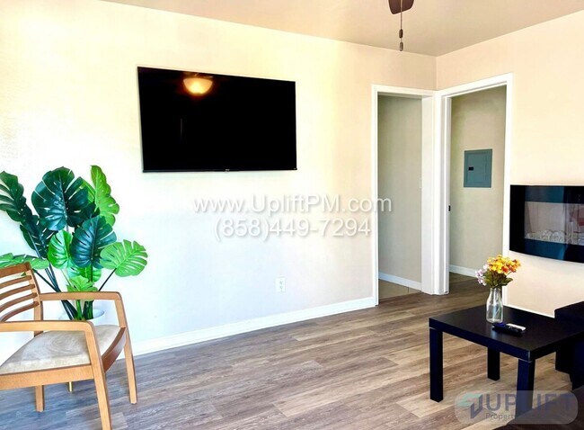 Foto del edificio - 4124 Gamma St