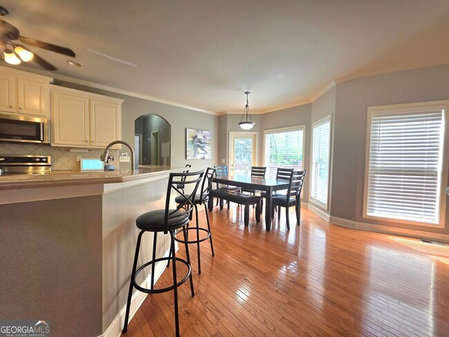 Foto del edificio - 94 Courtland Dr