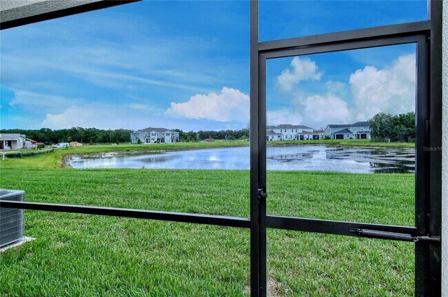 Foto del edificio - 11419 Planetree Pl