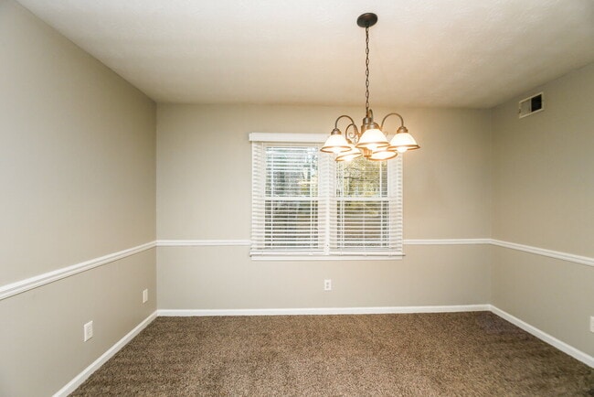Building Photo - 2130 Grayfield Dr
