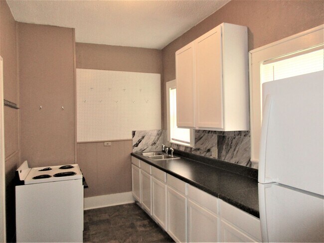 Foto del edificio - 620 N Bradley St