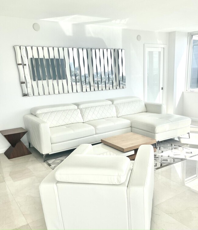 Foto del edificio - 3912 S Ocean Blvd