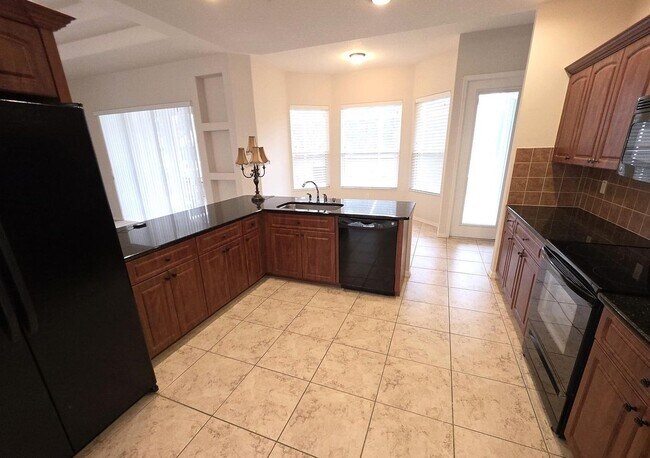 Building Photo - 14327 Shea Dr