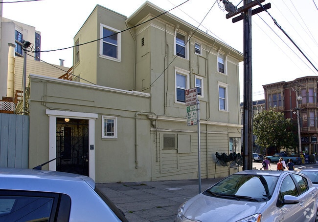 Building Photo - 700 Baker St