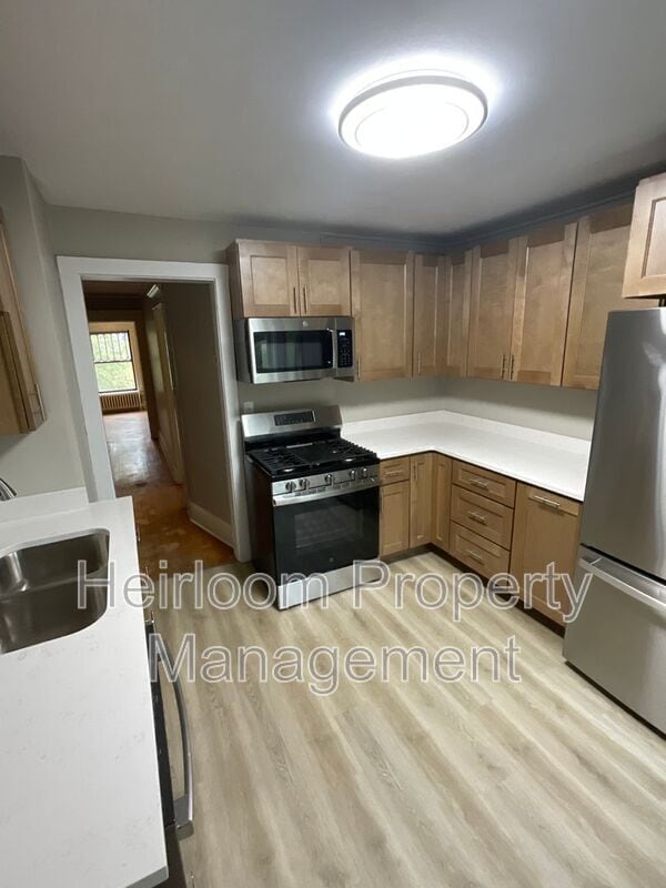 Foto del edificio - 601 Woodland Ave