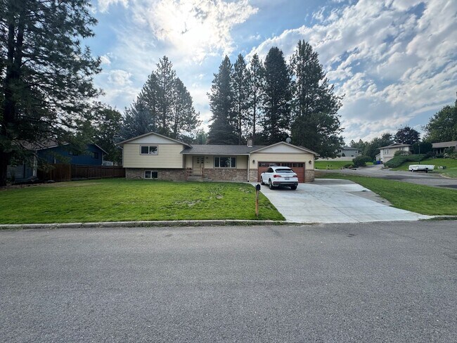 Foto del edificio - HANGMAN VALLEY 4 BEDROOM HOME