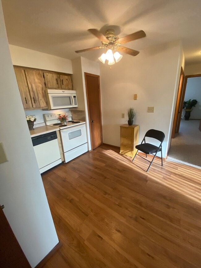 Building Photo - W151S7043 Cornell Cir