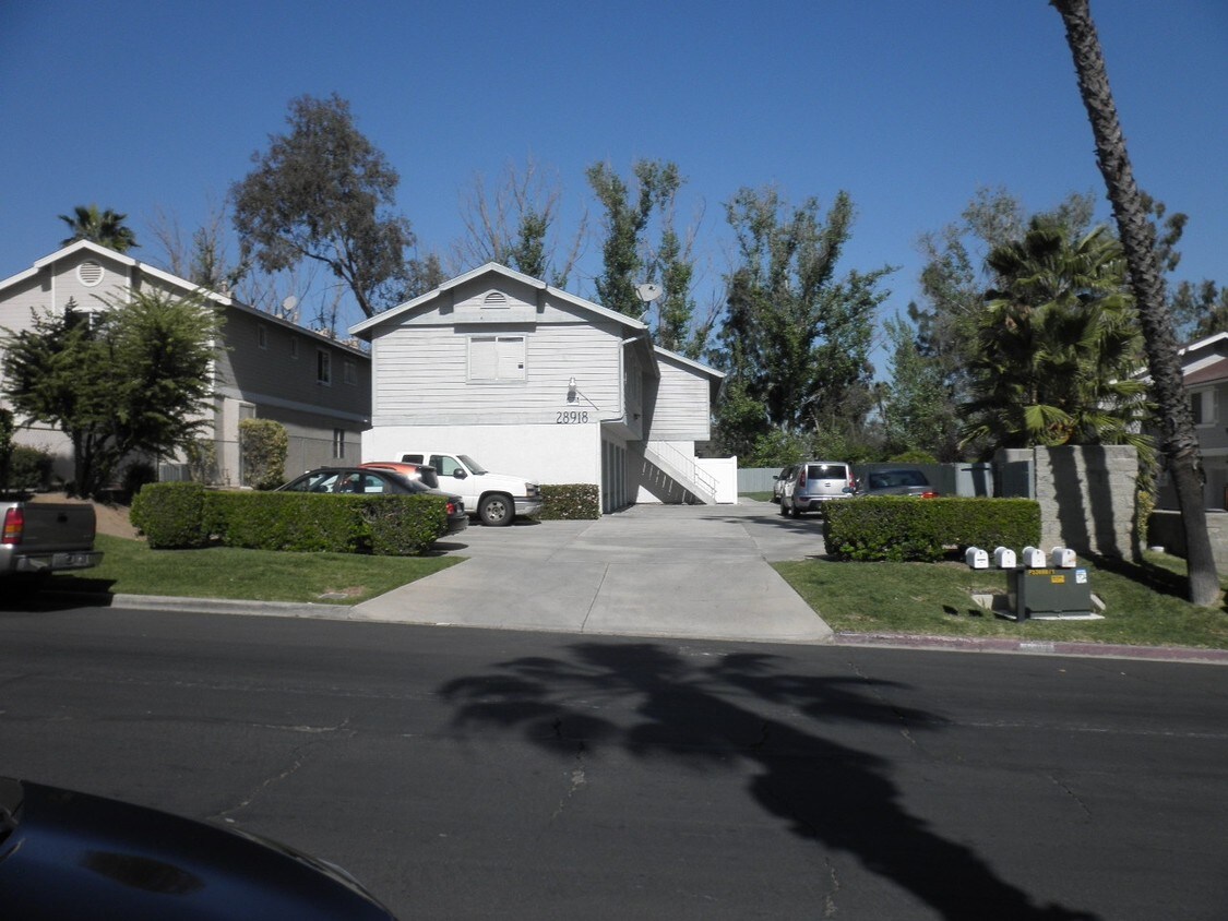 Building Photo - 28918 Calle del Lago