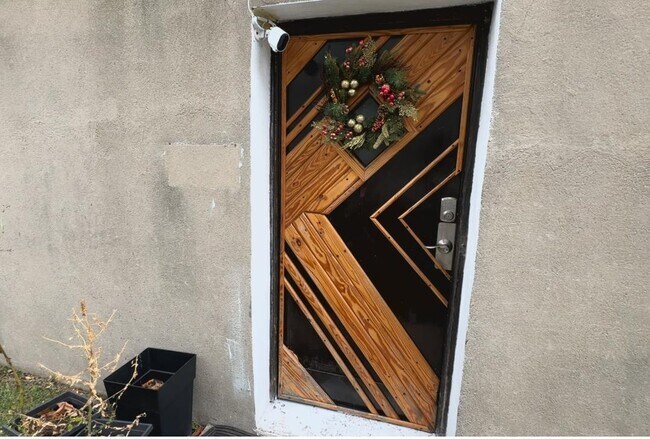 Foto del edificio - 239 Morningside Ave