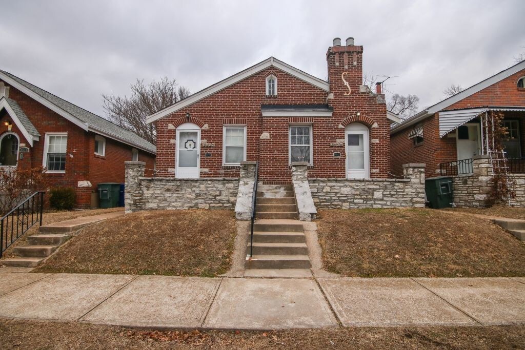 Primary Photo - 6525 Hoffman Ave