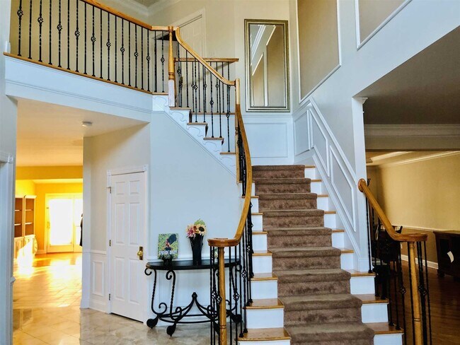 Building Photo - 49 Kinsale Ct