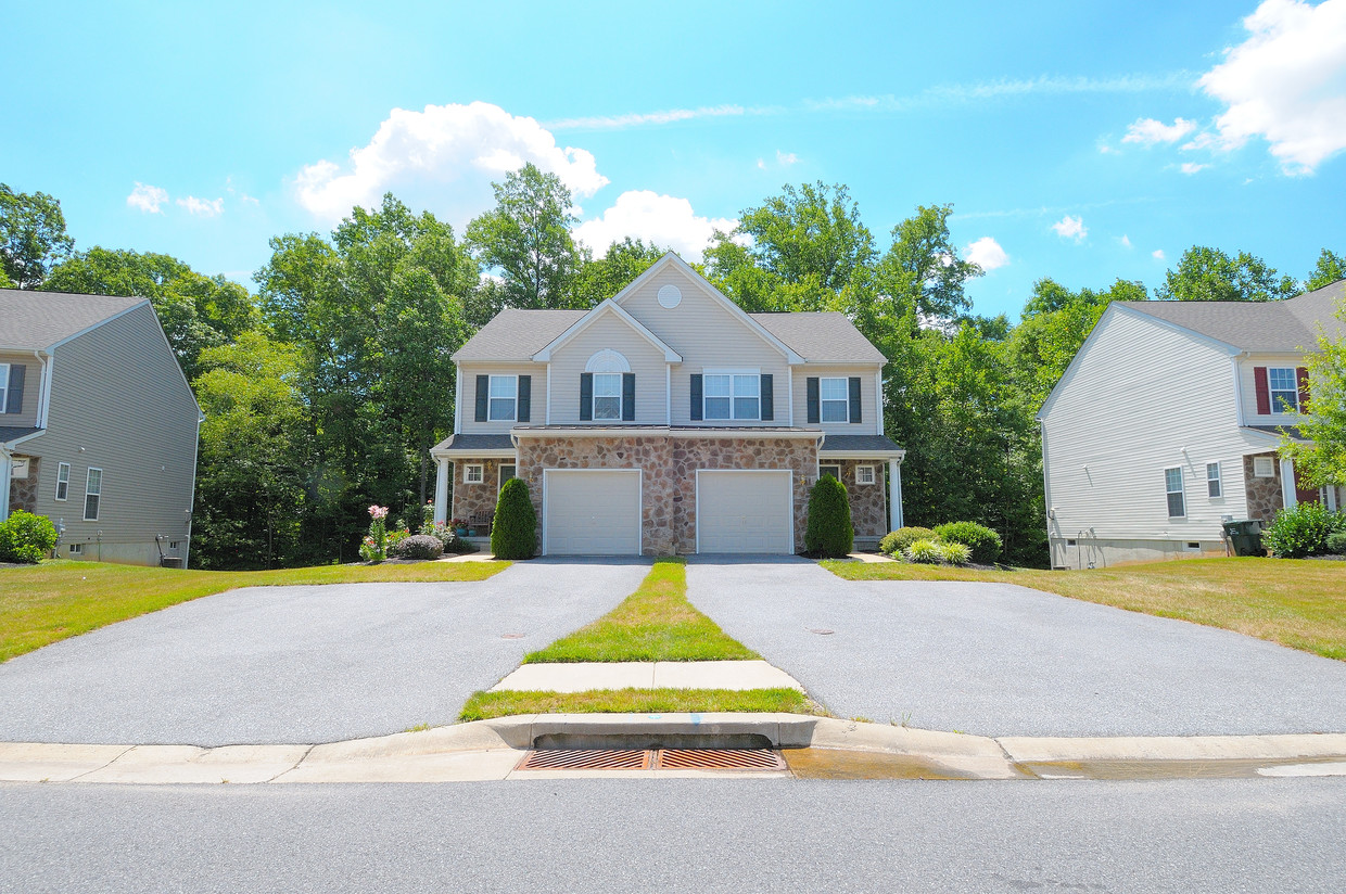 Valley Stream Apartments Newark De