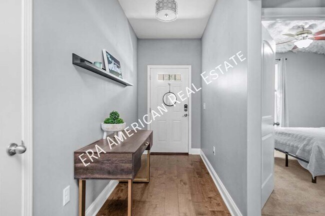 Building Photo - 2269 Tom St