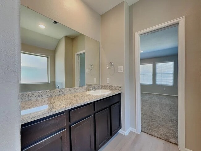 Building Photo - 18717 Charter Elm Dr