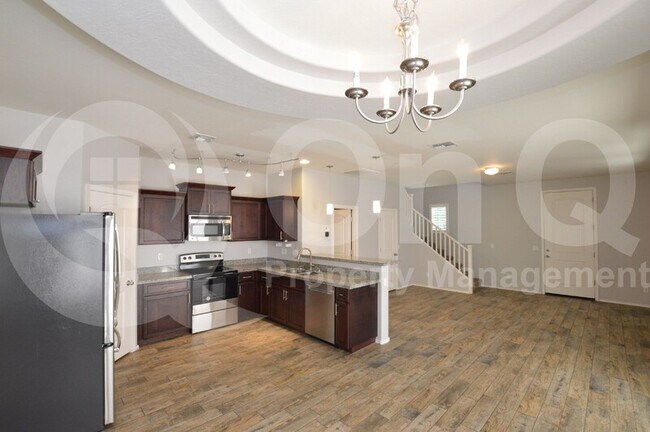 Building Photo - 2035 E Heartwood Ln