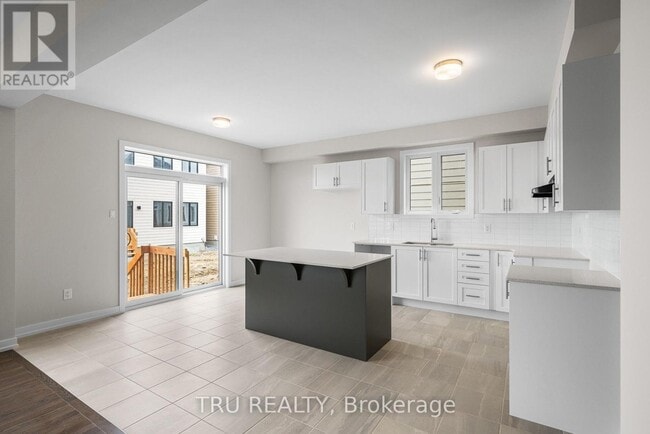 Building Photo - 947 Seagrave Ln